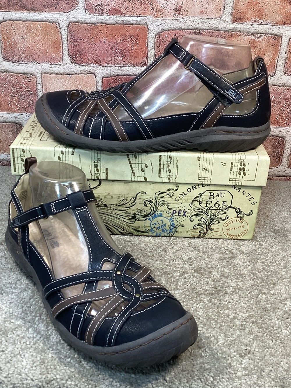 JBU by Jambu Dove women’s Mary Jane sport flats size 8.5